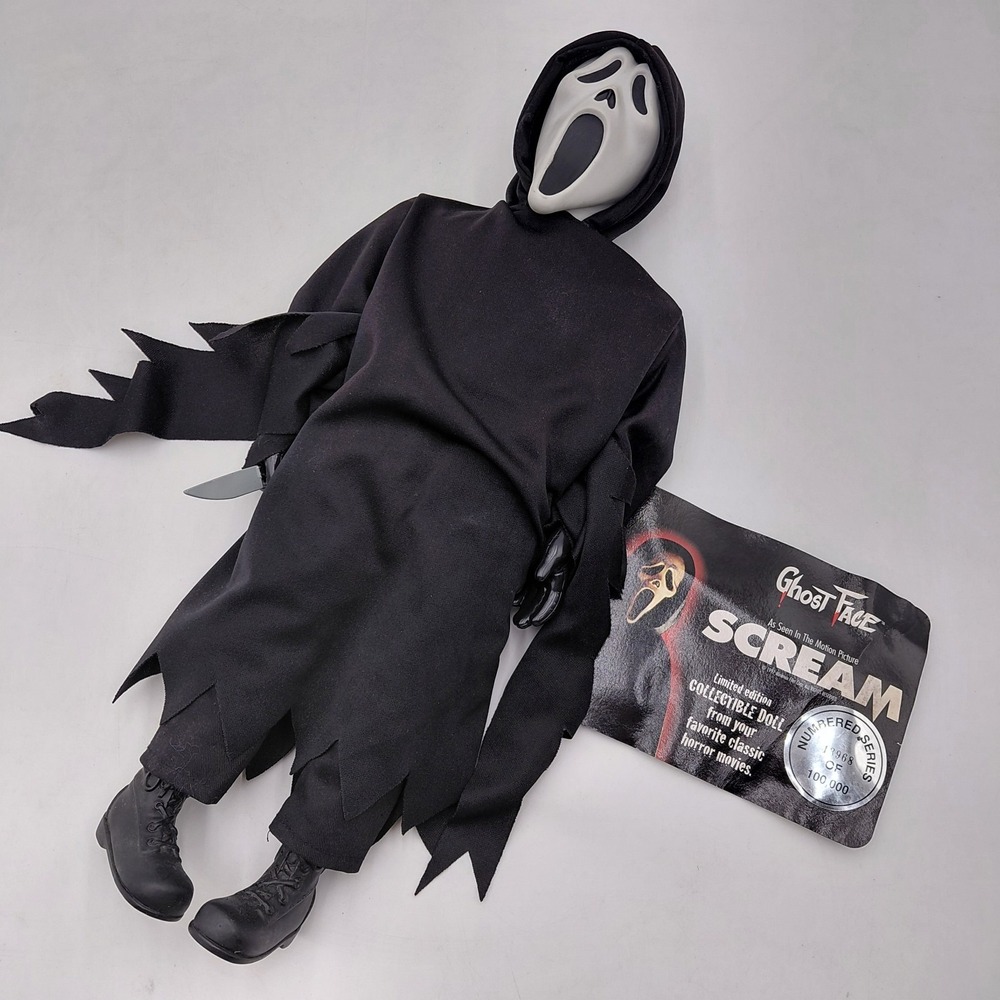 Vtg 90s Scream Ghost Face Horror Doll Figure Spencers 1997 Halloween Numbered